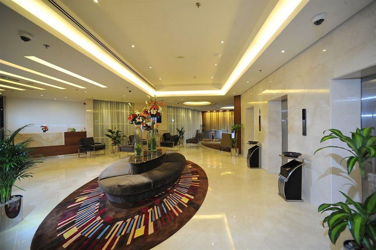 Ramada Abu Dhabi Corniche Hotel Екстериор снимка
